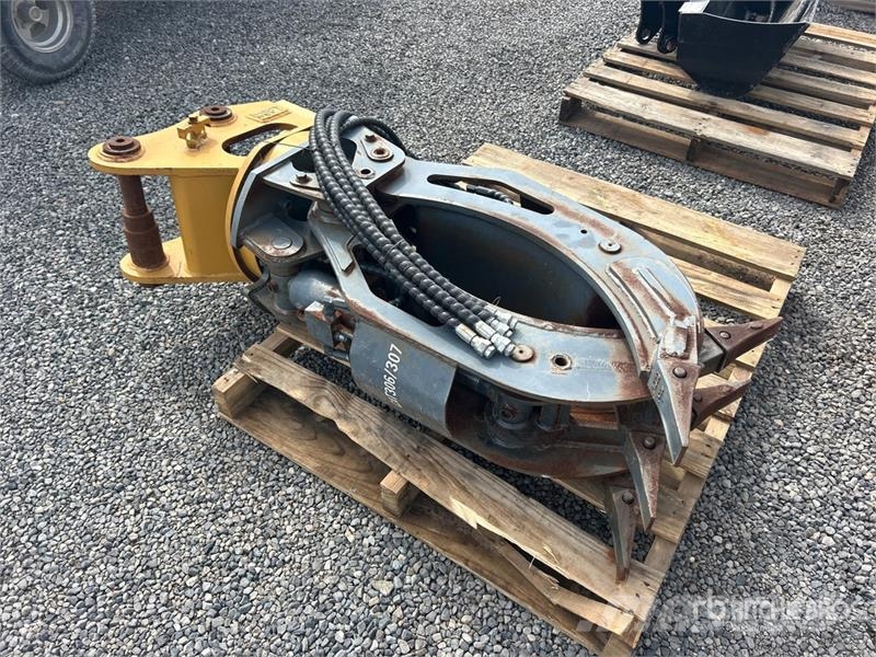  TOFT Rotating Excavator Grapple - Fits Cat 306/307 グラップル
