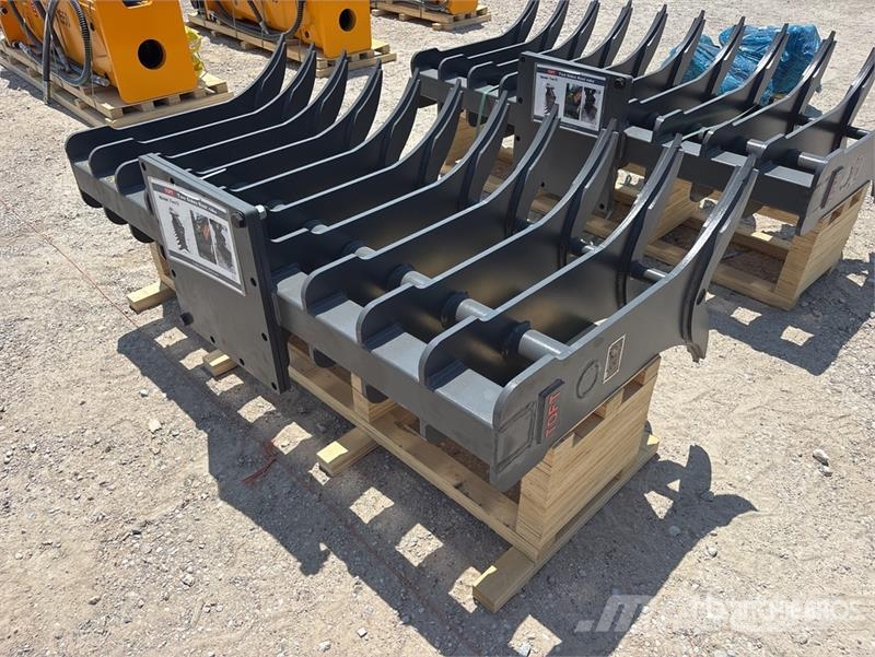 TOFT TWO72 72 in Excavator Rake - Fits 15-30 ton e Ancinho virador