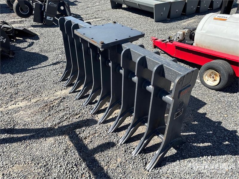 TOFT TWO72 Two Sided Root Excavator Rake (Unused) 犁耙和摊草机