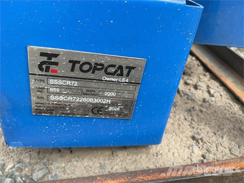 Top Cat Cat SSSCR72 72 in Skid Steer Power Rake (U 犁耙和摊草机
