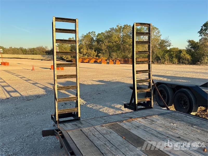 Top Hat 22 ft T/A Equipment Trailer Vehicle transport trailers
