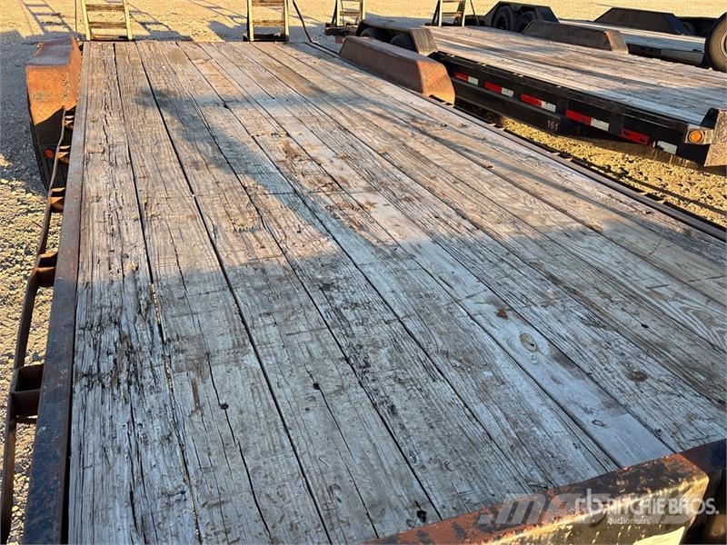 Top Hat 22 ft T/A Equipment Trailer Vehicle transport trailers