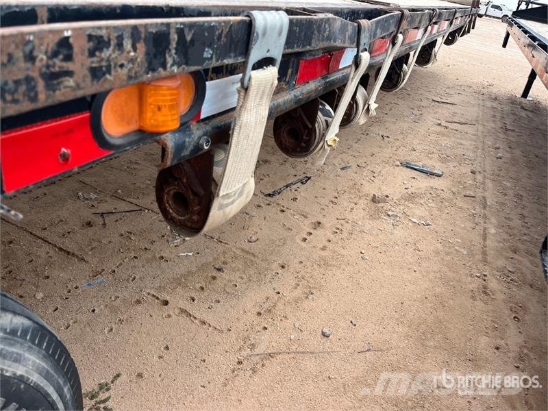 Top Hat 40 ft T/A Gooseneck Flatbed Trailer Platformas/izkraušana no sāniem