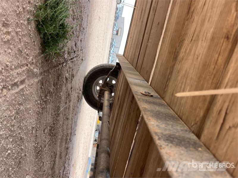 Top Hat Industries 12 ft S/A 12 ft Utility Trailer Citas piekabes