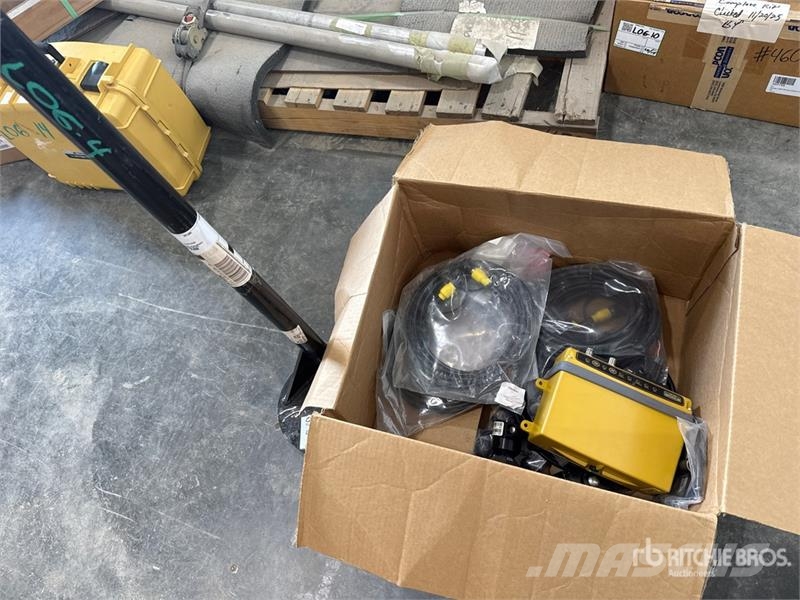 Topcon 3D-MC2 Dual Scraper Kit 儀器、測量及自動化設備