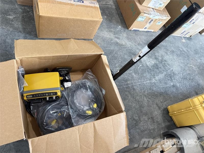 Topcon 3D-MC2 Dual Scraper Kit 儀器、測量及自動化設備