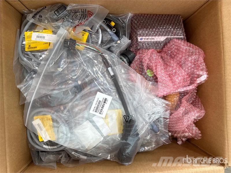 Topcon 3DMCX-MAX DUAL 2 boxes Grade Control System 其他組件