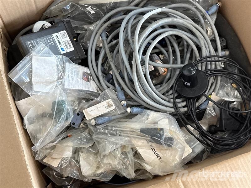 Topcon MC MOBILE - LPS Grade Control System 其他組件