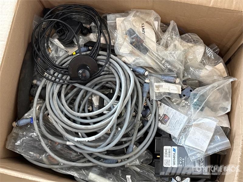 Topcon MC MOBILE - LPS Grade Control System 其他組件