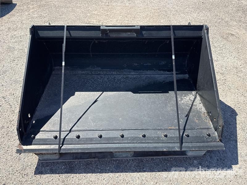 Toro 55 in General Purpose Skid Steer Bucket دلاء