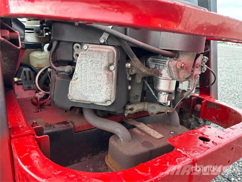 Toro 74883 Ride-On Lawn Mower ركوب الحشائش