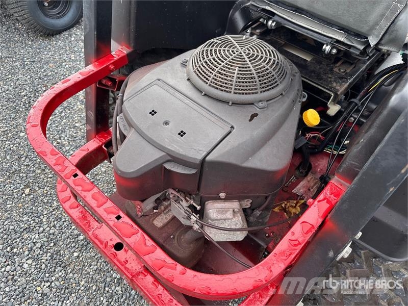 Toro 74883 Ride-On Lawn Mower ركوب الحشائش