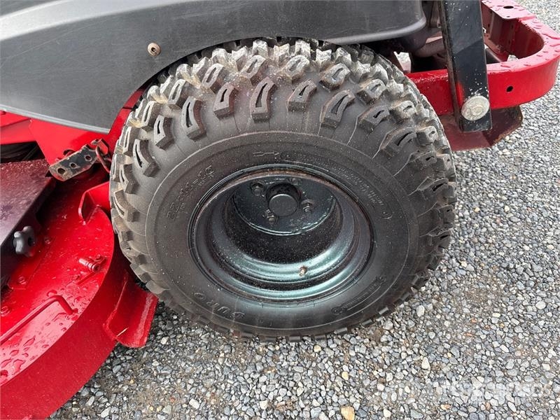 Toro 74883 Ride-On Lawn Mower ركوب الحشائش