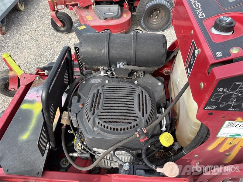Toro Grandstand 4x2 Stand-On Lawn Mower ركوب الحشائش