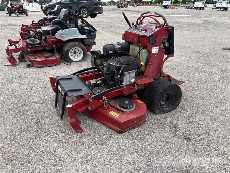 Toro Grandstand Ride-On 52 in Lawn Mower Reitermäher