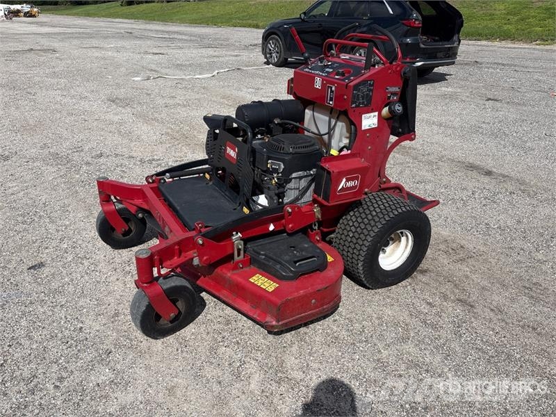 Toro Grandstand Ride-On 52 in Lawn Mower Самоходные газонокосилки