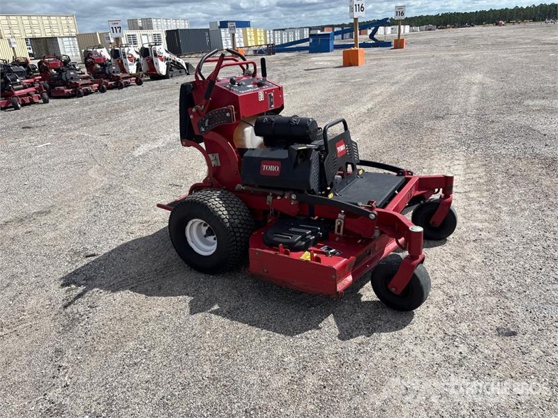 Toro Grandstand Ride-On 52 in Lawn Mower Самоходные газонокосилки