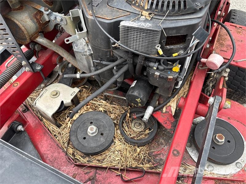 Toro Grandstand Ride-On 52 in Lawn Mower Reitermäher