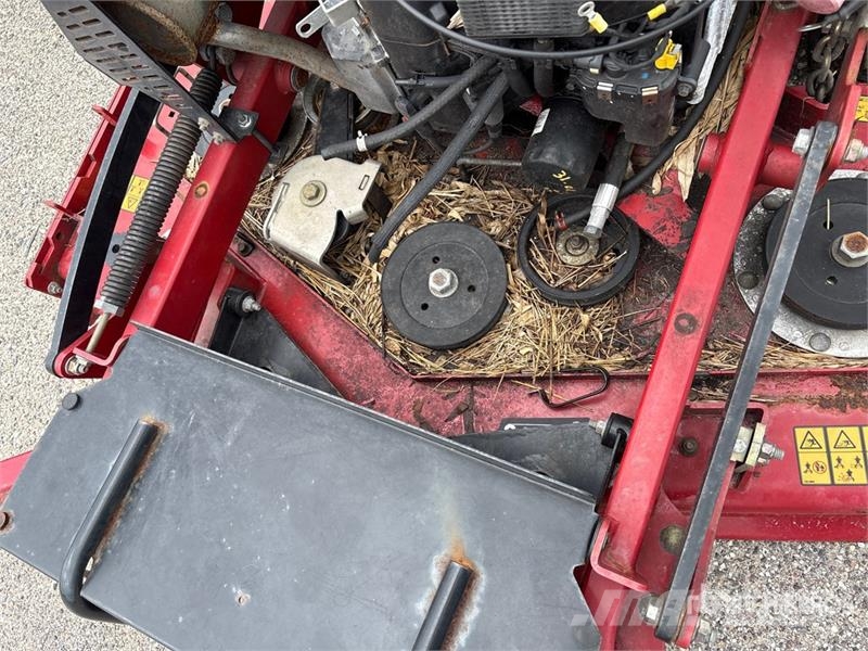 Toro Grandstand Ride-On 52 in Lawn Mower Reitermäher