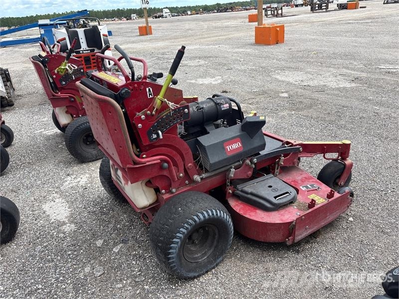 Toro Grandstand Ride-On 60 in Lawn Mower Reitermäher