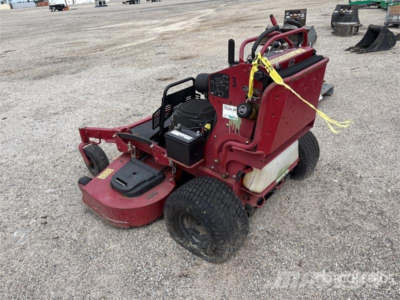 Toro Grandstand Stand-On 60 in Lawn Mower Vrtni traktor kosilnice
