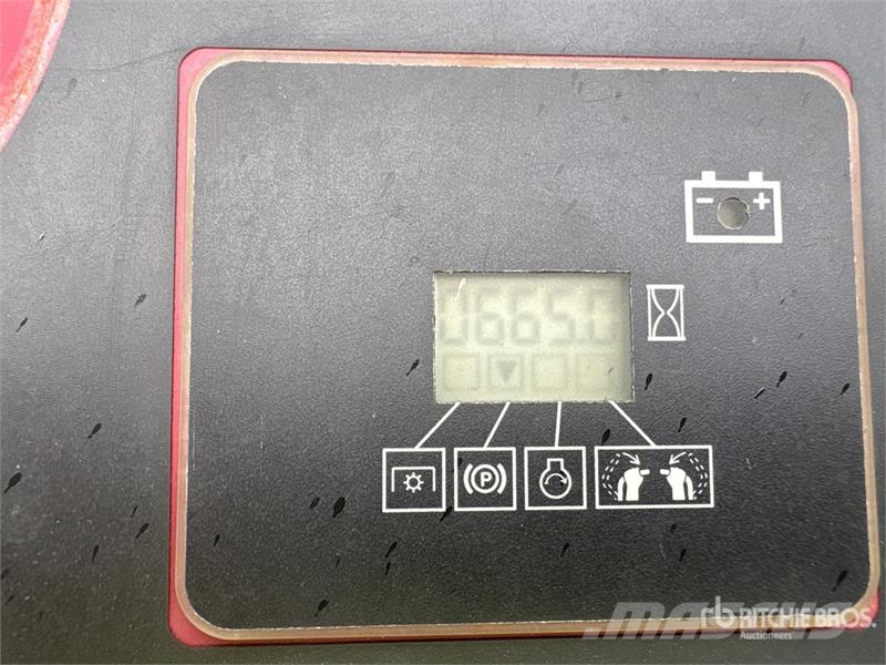 Toro Grandstand Stand-On 60 in Lawn Mower Vrtni traktor kosilnice