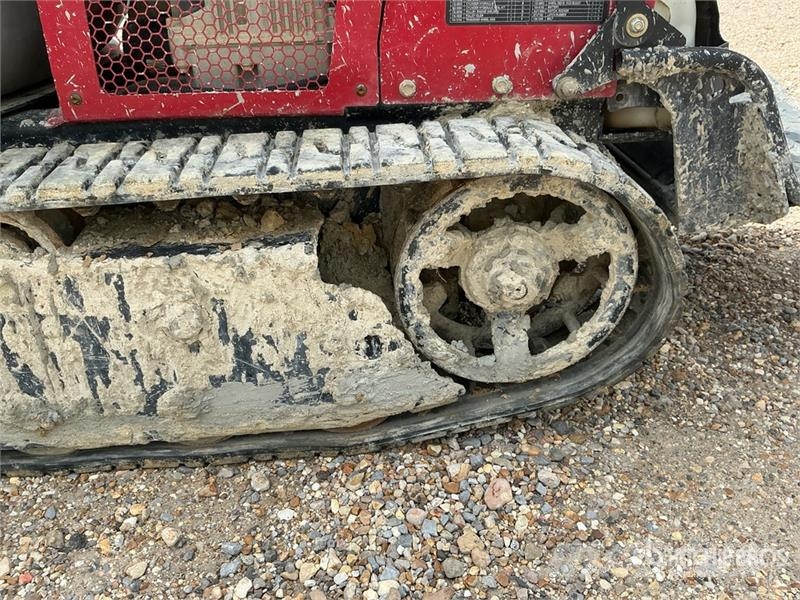Toro MBTX2500-68138 1.25 ton Stand-On Concrete Buggy Priedai