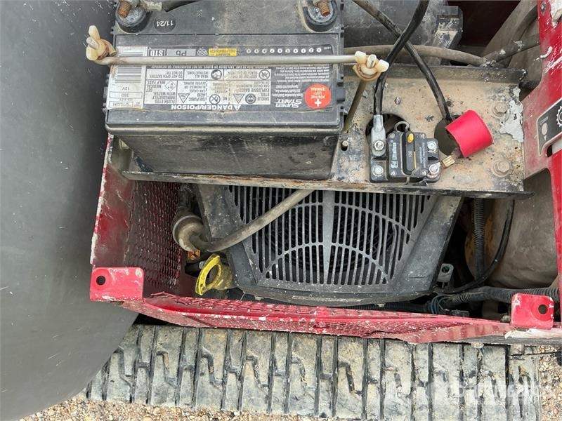 Toro MBTX2500-68138 1.25 ton Stand-On Concrete Buggy Priedai