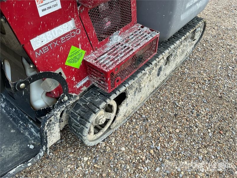 Toro MBTX2500-68138 1.25 ton Stand-On Concrete Buggy Priedai