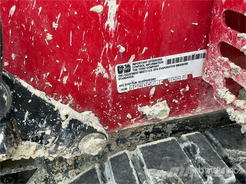 Toro MBTX2500-68138 1.25 ton Stand-On Concrete Buggy Priedai