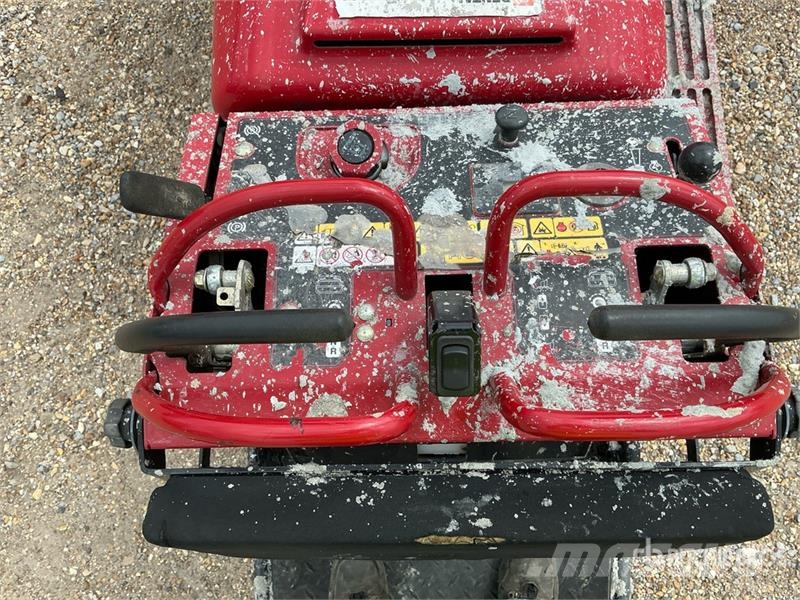 Toro MBTX2500-68138 1.25 ton Stand-On Concrete Buggy Priedai