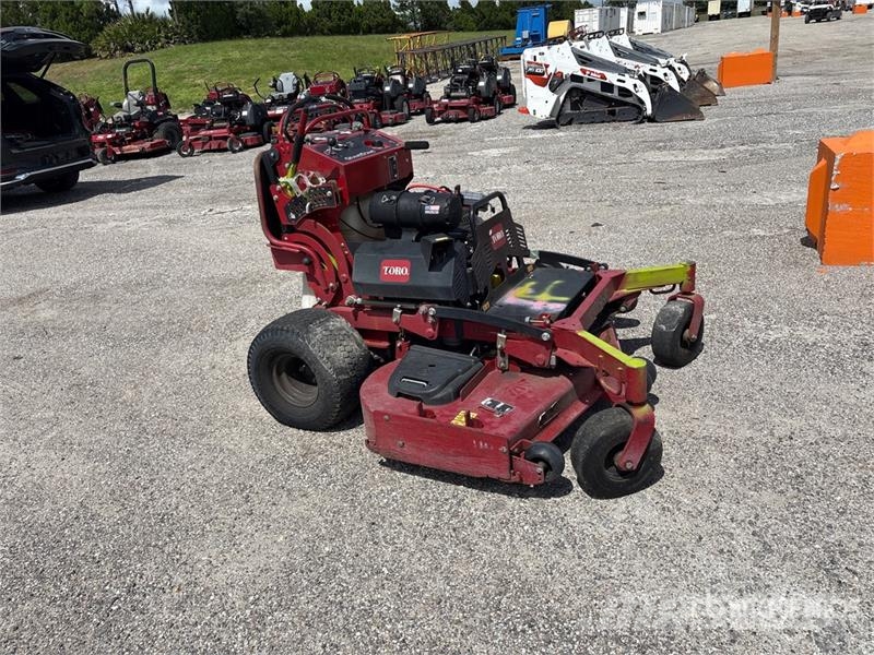 Toro Stand-On Lawn Mower Murutraktorid