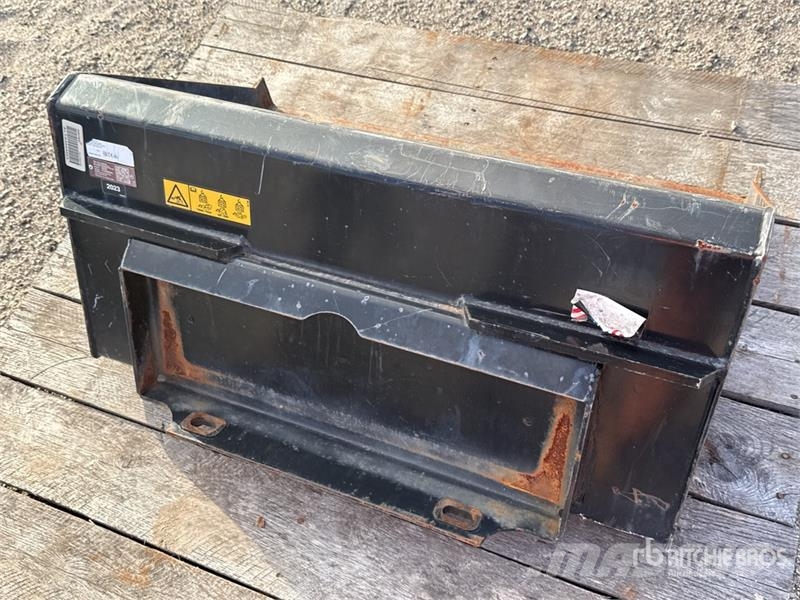 Toro TX1000BKT3.5 22520 24 in Mini Excavator Bucket Cucharones