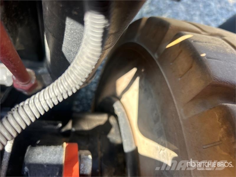 Toyota 05-8FBM20T 4000 lb Electric Forklift 전동 지게차