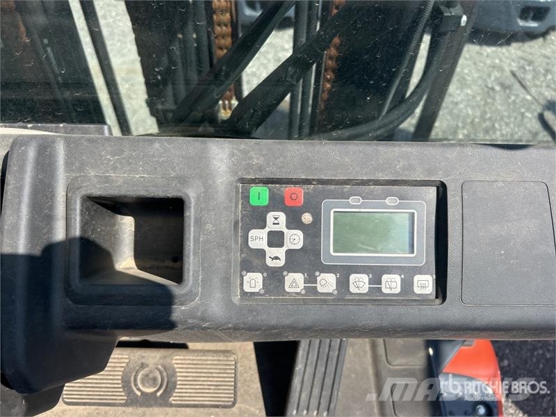 Toyota 05-8FBM25T 5000 lb Electric Forklift Elektriskie autoiekrāvēji