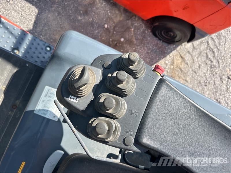 Toyota 05-8FBM25T 5000 lb Electric Forklift Elektriskie autoiekrāvēji