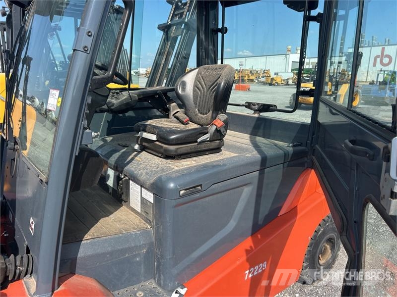 Toyota 05-8FBM40T 7959 lb Electric Forklift Elektriskie autoiekrāvēji