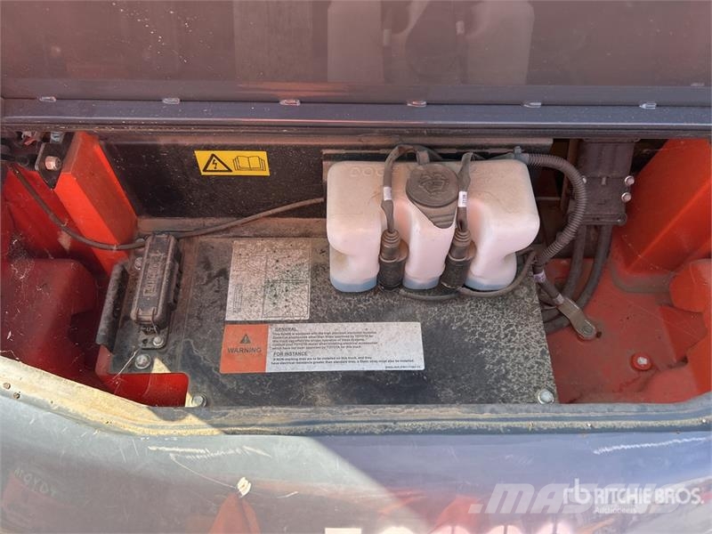 Toyota 05-8FBM40T 7959 lb Electric Forklift Elektriskie autoiekrāvēji