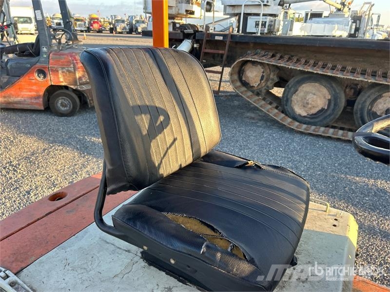 Toyota 2FBE15 2800 lb Electric Forklift Električni viljuškari
