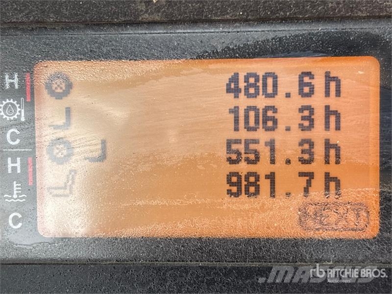 Toyota 50-8FGCSU20 3150 lb Pneumatic Tire Forklift フォークリフト - その他