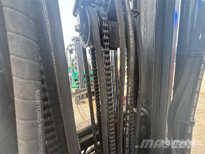 Toyota 50-8FGCSU20 3150 lb Pneumatic Tire Forklift フォークリフト - その他