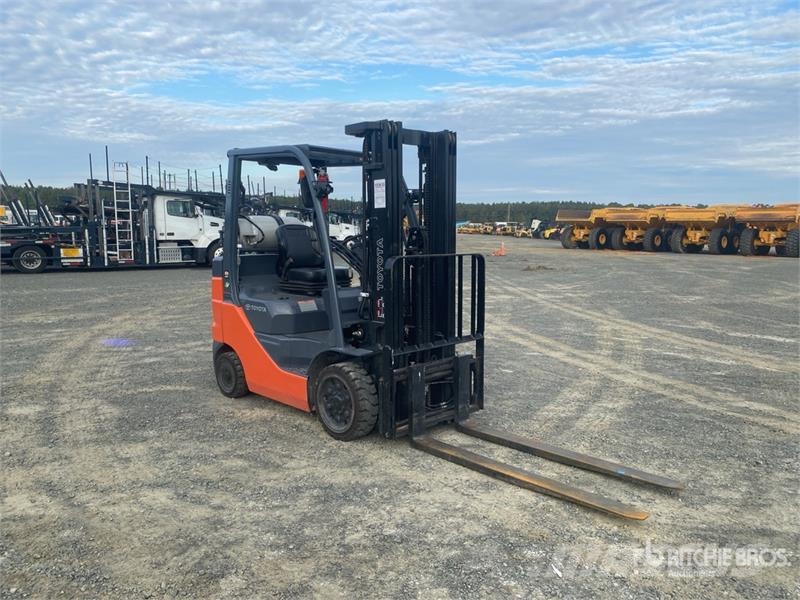 Toyota 50-8FGCU25 4500 lb Cushion Tire Forklift Other