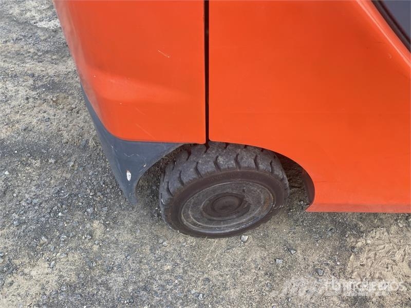 Toyota 50-8FGCU25 4500 lb Cushion Tire Forklift Other