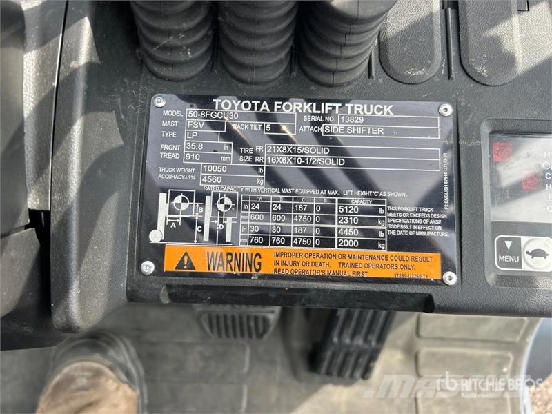 Toyota 50-8FGCU30 5120 lb Cushion Tire Forklift شاحنات ذات رافعات شوكية - أخرى