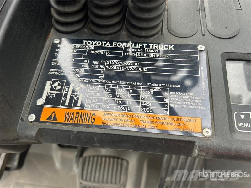 Toyota 50-8FGCU30 5120 lb Cushion Tire Forklift شاحنات ذات رافعات شوكية - أخرى