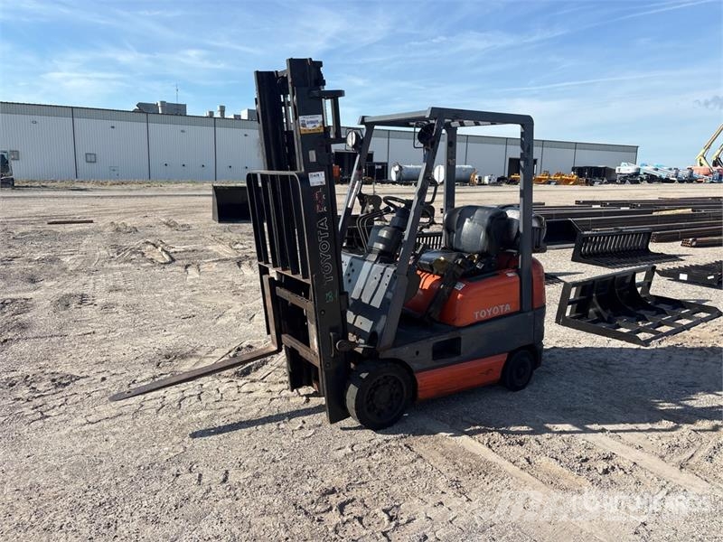 Toyota 6FGCU15 3300 lb Cushion Tire Forklift (Inoperable) Viličarji - drugo