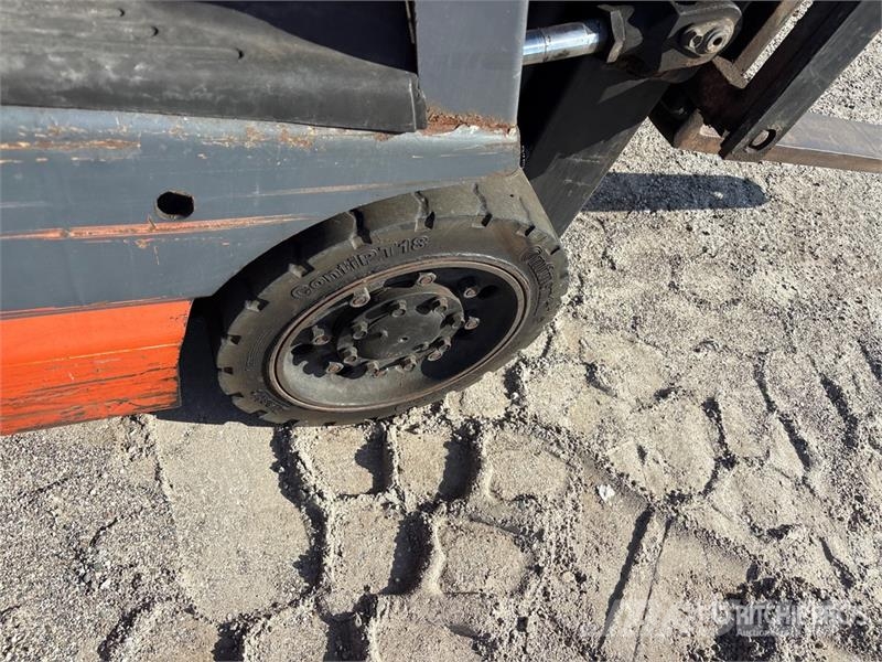 Toyota 6FGCU15 3300 lb Cushion Tire Forklift (Inoperable) Viličarji - drugo