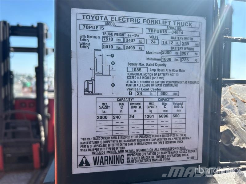 Toyota 7BPUE15 Montacargas recogepedidos de media altura
