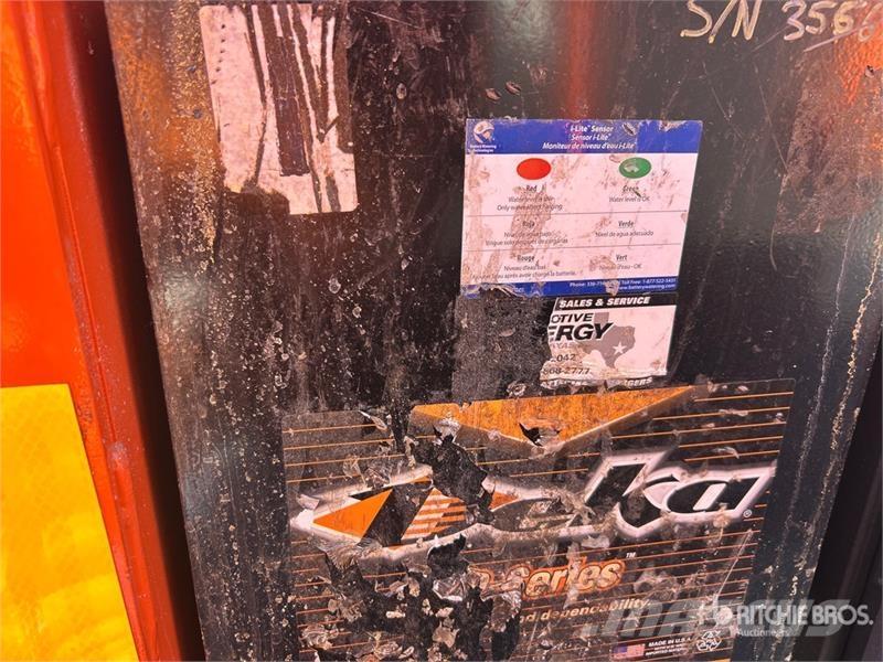 Toyota 7BPUE15 Montacargas recogepedidos de media altura