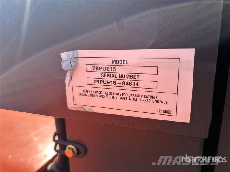 Toyota 7BPUE15 Montacargas recogepedidos de media altura